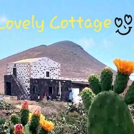 Lovely Cottage Ла-Олива Экстерьер фото